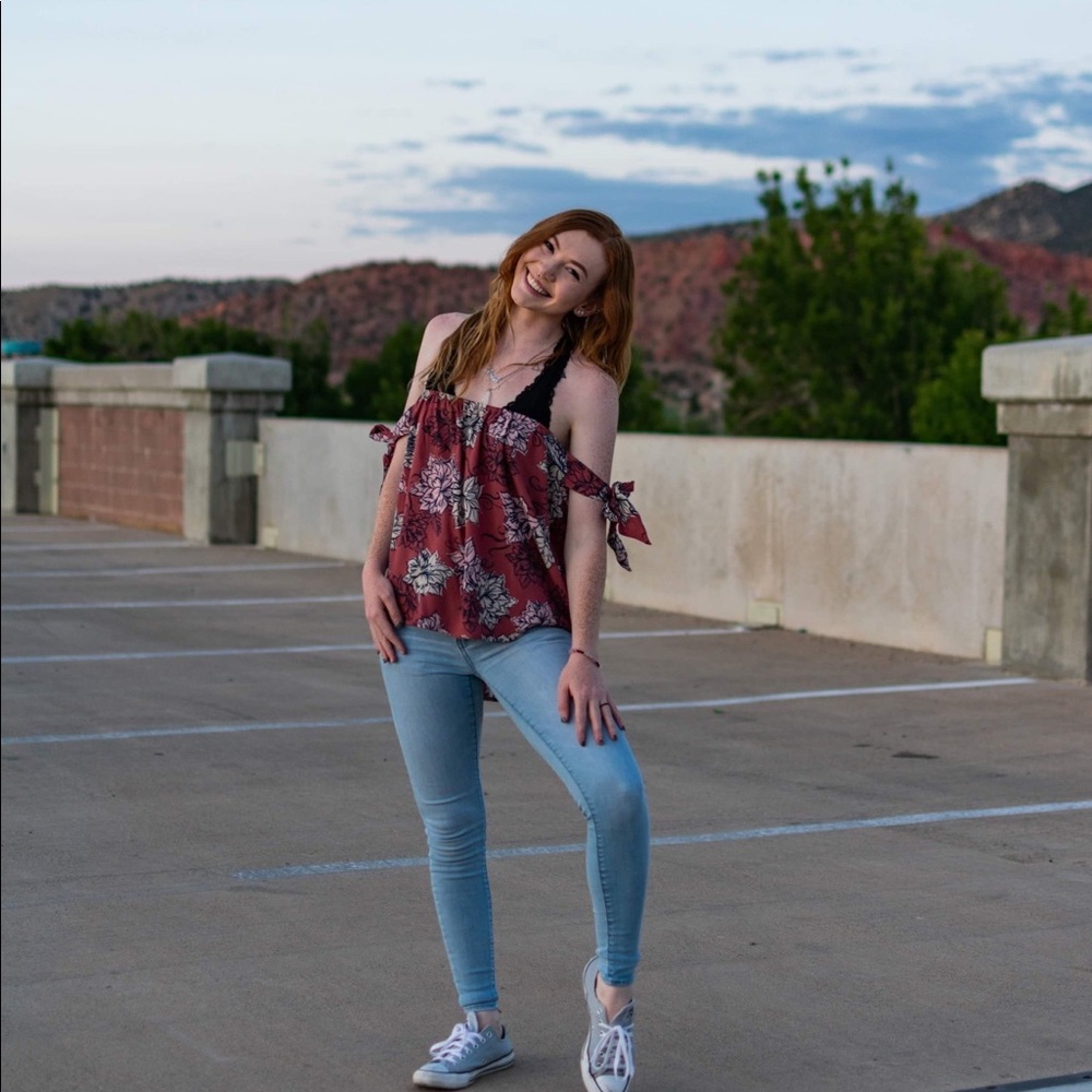 Others Follow Floral Off Shoulder - Picture 2 of 3